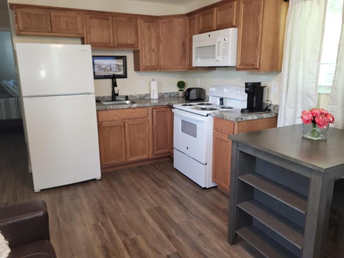 Charming 1Br Efficiency Apt Near Ttu & Downtown 쿠키빌 외부 사진